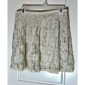American Eagle NWT cream lace mini skirt size 6
